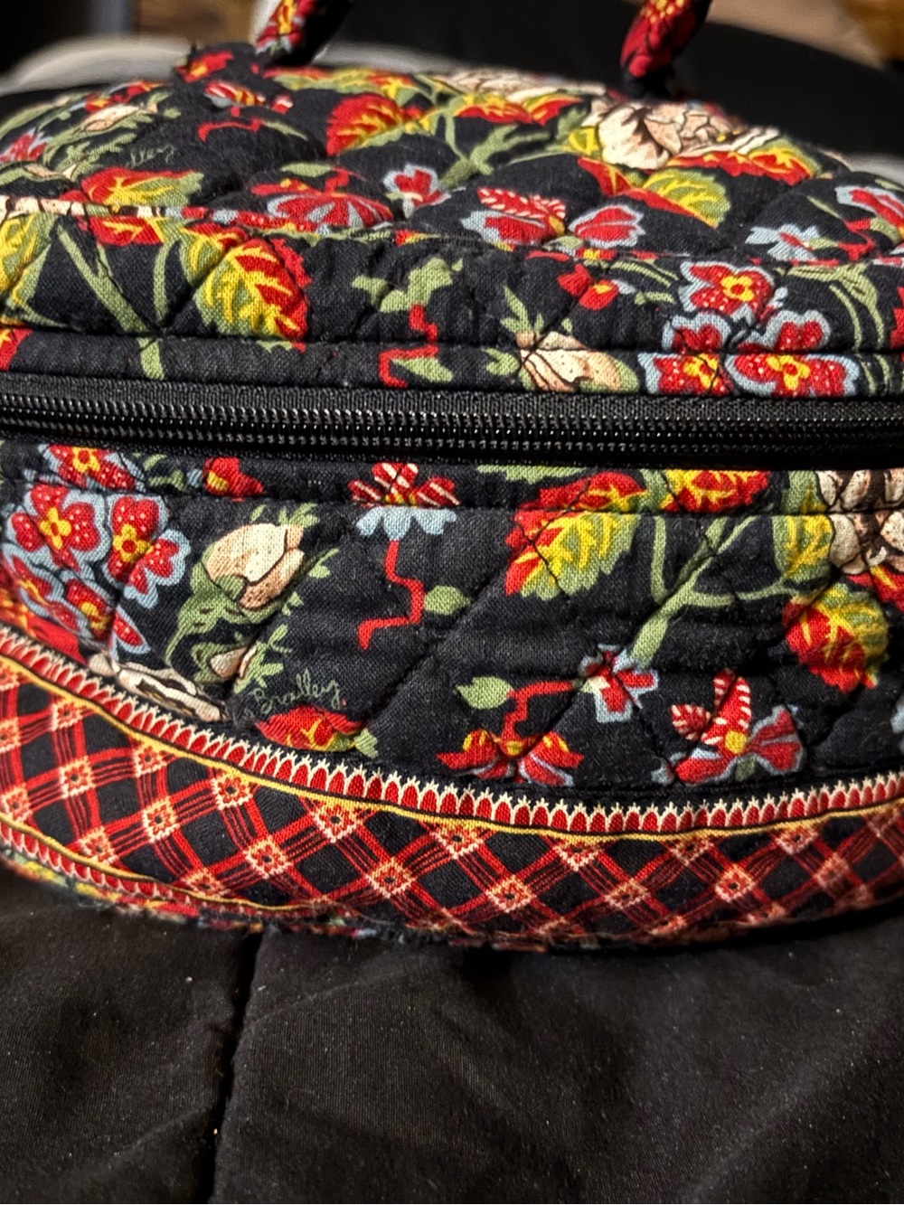 Vintage 2002 Vera Bradley Anastasia Round Travel Organizer Cosmetic Train Case - Picture 2 of 5